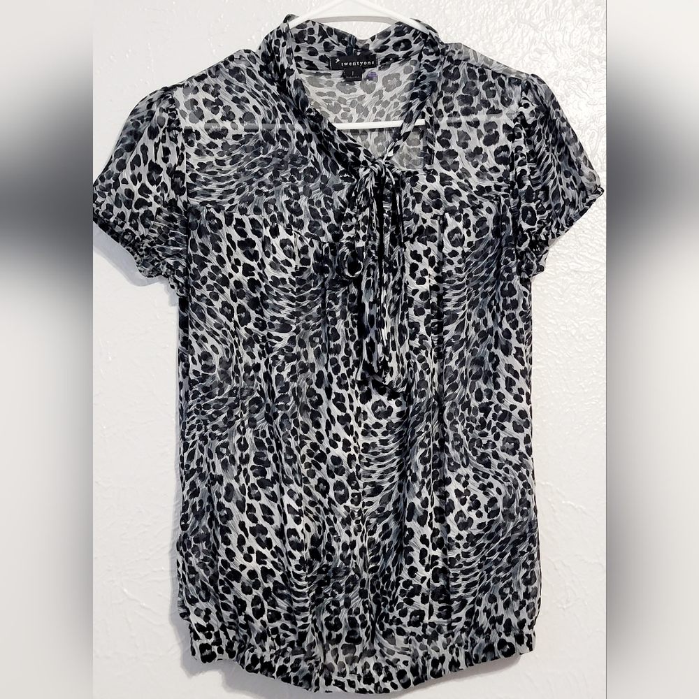 animal print chiffon top  bow detail